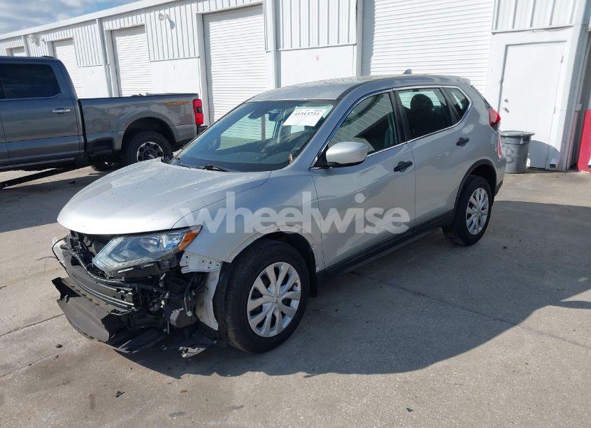 Photo 2 of 2020 Nissan Rogue S FWD (VIN 5N1AT2MT2LC753877)