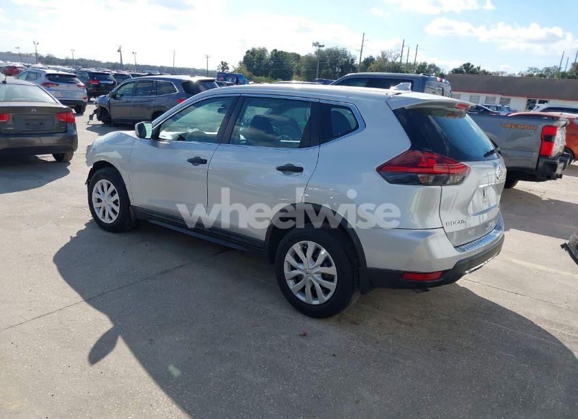Photo 3 of 2020 Nissan Rogue S FWD (VIN 5N1AT2MT2LC753877)
