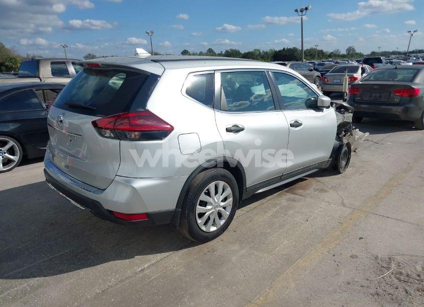 Photo 4 of 2020 Nissan Rogue S FWD (VIN 5N1AT2MT2LC753877)