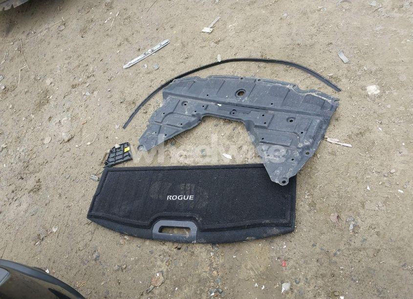 Photo 12 of 2020 Nissan Rogue S FWD (VIN 5N1AT2MT2LC759839)