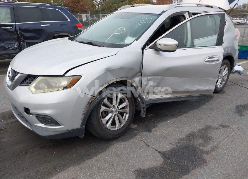 Photo 6 of 2014 Nissan Rogue SV (VIN 5N1AT2MT3EC750635)