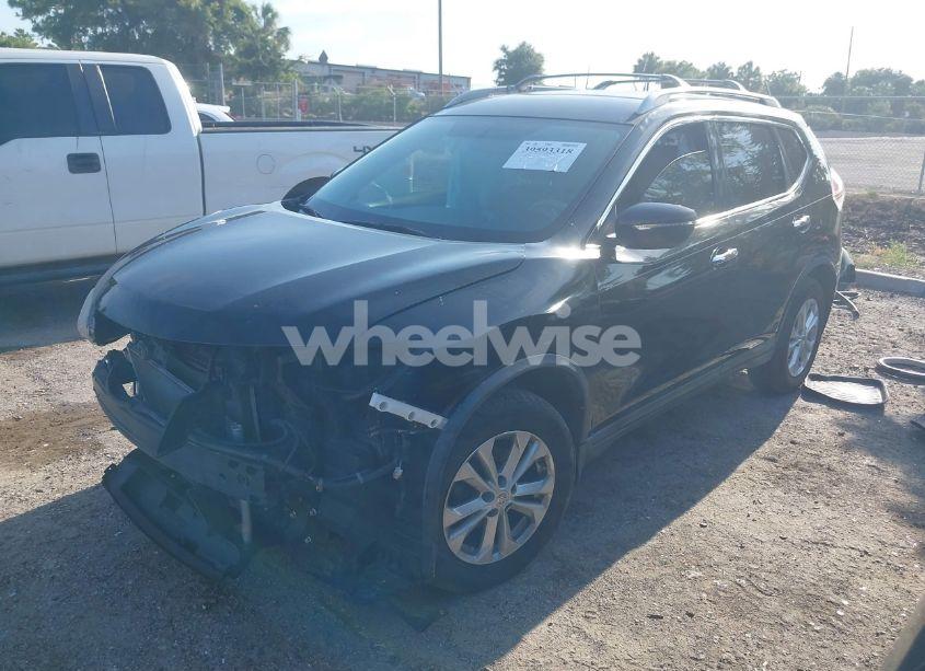 Photo 2 of 2014 Nissan Rogue SV (VIN 5N1AT2MT3EC756385)