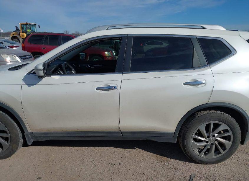 Photo 14 of 2015 Nissan Rogue SL (VIN 5N1AT2MT3FC777562)