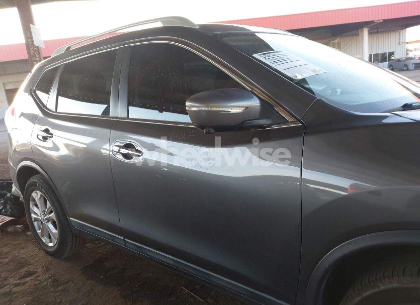 Photo 14 of 2015 Nissan Rogue SV (VIN 5N1AT2MT3FC808650)