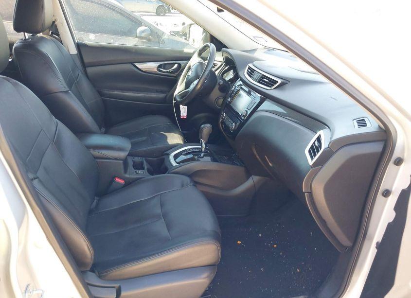 Photo 5 of 2015 Nissan Rogue SL (VIN 5N1AT2MT3FC878469)