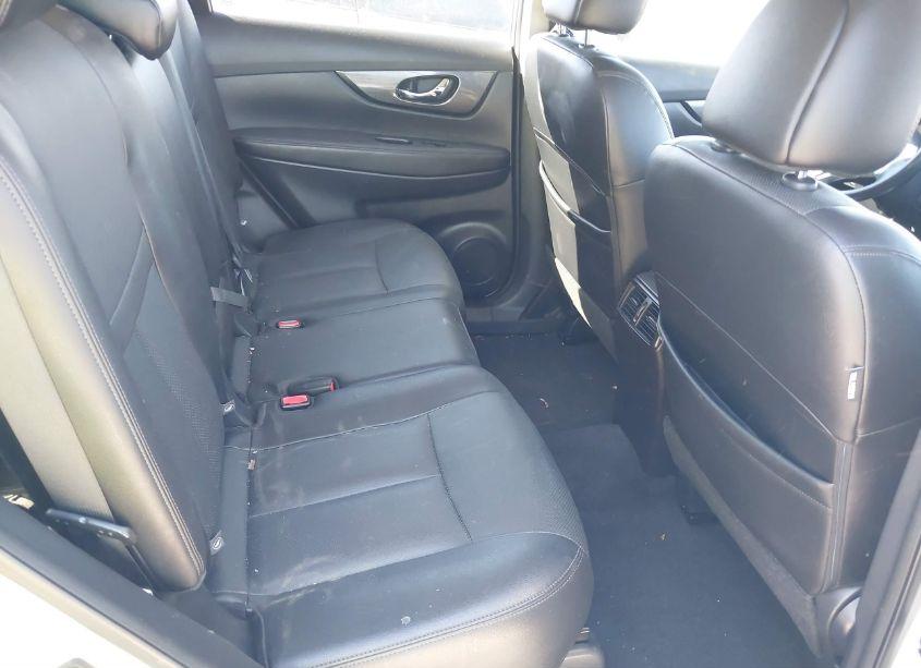 Photo 8 of 2015 Nissan Rogue SL (VIN 5N1AT2MT3FC878469)