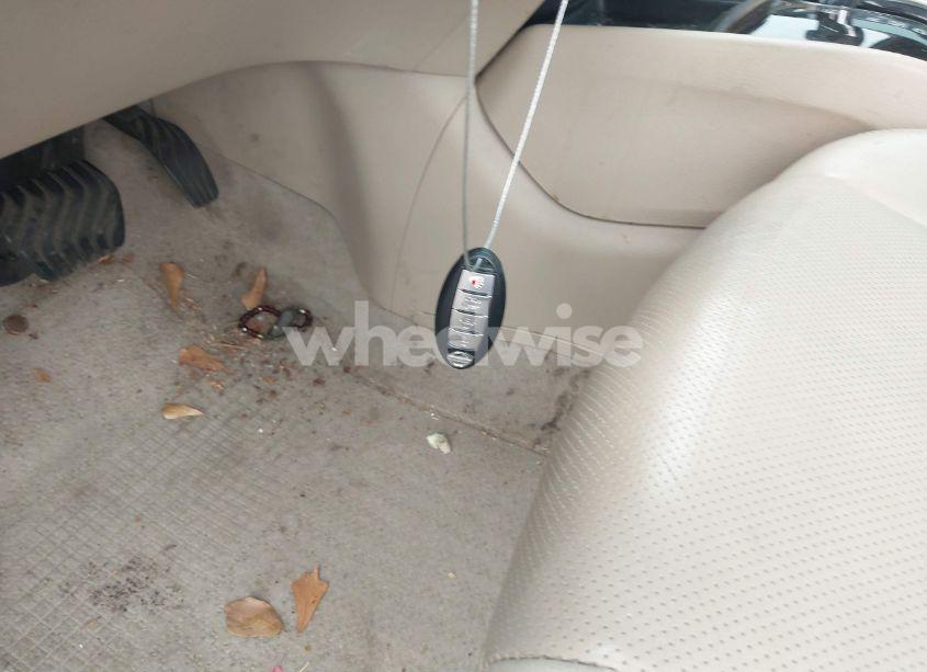 Photo 11 of 2015 Nissan Rogue SL (VIN 5N1AT2MT3FC897667)