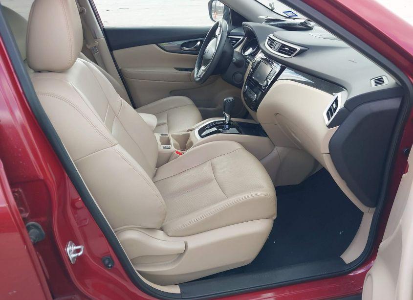 Photo 5 of 2016 Nissan Rogue SL (VIN 5N1AT2MT3GC749486)