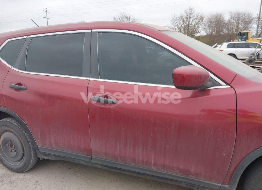 Photo 13 of 2016 Nissan Rogue S (VIN 5N1AT2MT3GC914839)