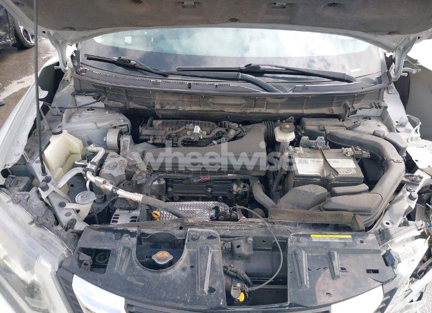 Photo 10 of 2017 Nissan Rogue SL (VIN 5N1AT2MT3HC730969)