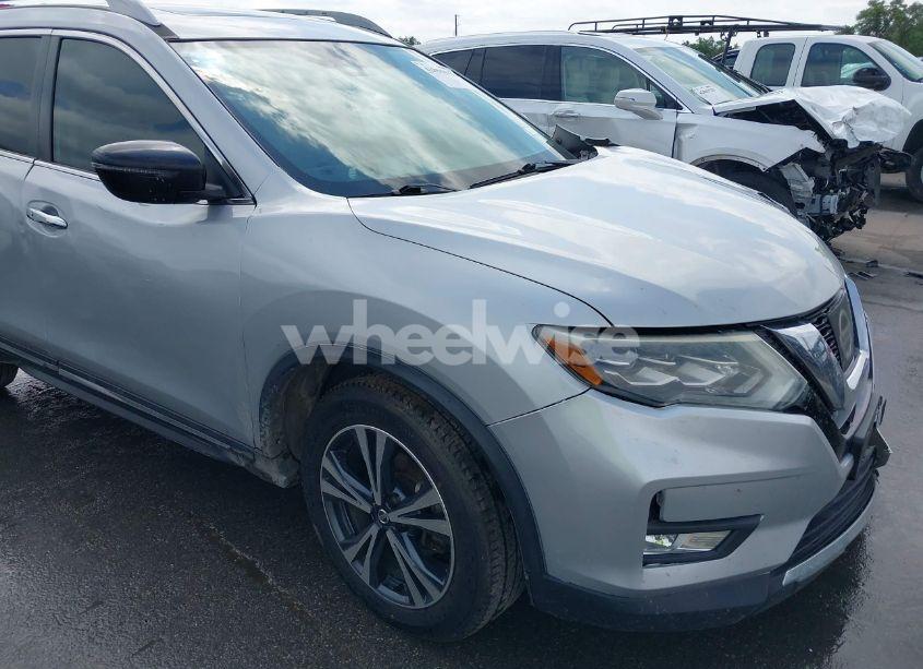 Photo 18 of 2017 Nissan Rogue SL (VIN 5N1AT2MT3HC730969)