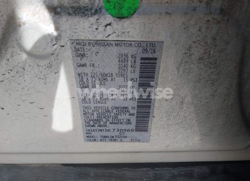 Photo 9 of 2017 Nissan Rogue SL (VIN 5N1AT2MT3HC730969)