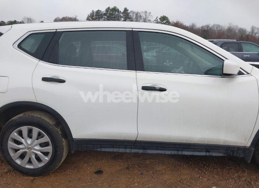 Photo 13 of 2017 Nissan Rogue S (VIN 5N1AT2MT3HC741308)