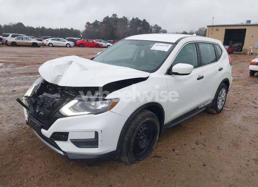 Photo 2 of 2017 Nissan Rogue S (VIN 5N1AT2MT3HC741308)