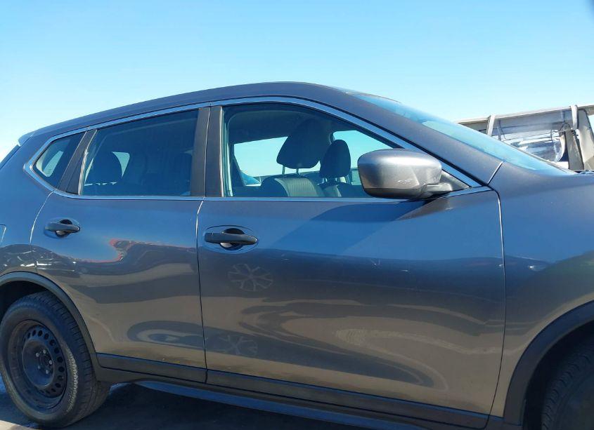 Photo 14 of 2017 Nissan Rogue S (VIN 5N1AT2MT3HC743429)