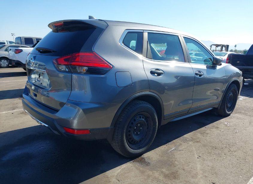 Photo 4 of 2017 Nissan Rogue S (VIN 5N1AT2MT3HC743429)