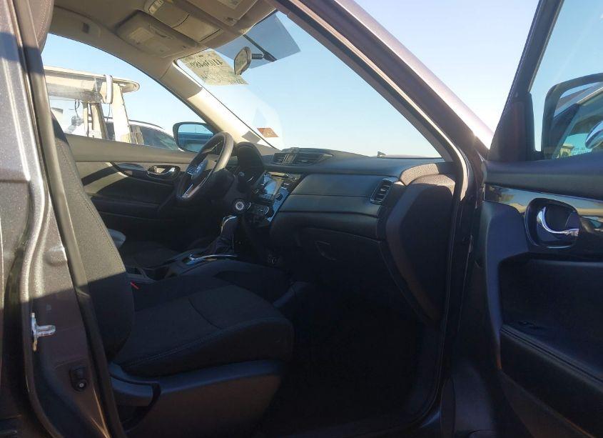 Photo 5 of 2017 Nissan Rogue S (VIN 5N1AT2MT3HC743429)