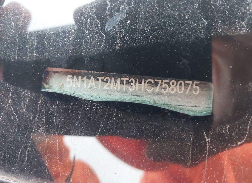 Photo 9 of 2017 Nissan Rogue SV (VIN 5N1AT2MT3HC758075)