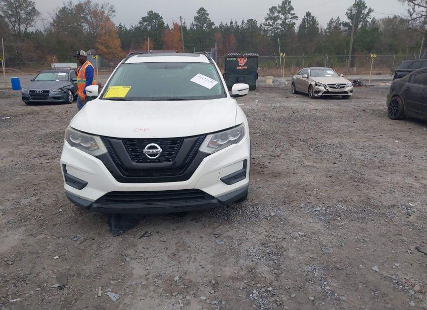 Photo 12 of 2017 Nissan Rogue SV (VIN 5N1AT2MT3HC758836)