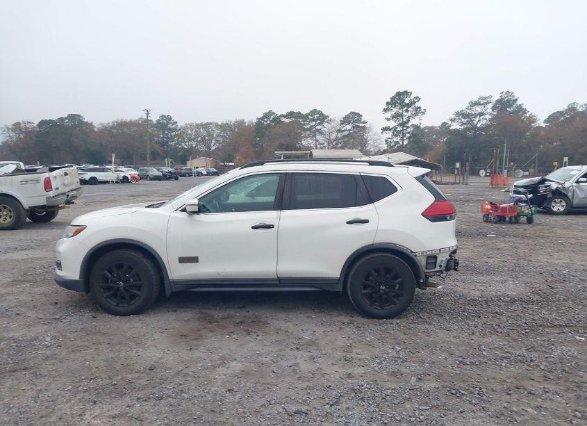 Photo 14 of 2017 Nissan Rogue SV (VIN 5N1AT2MT3HC758836)