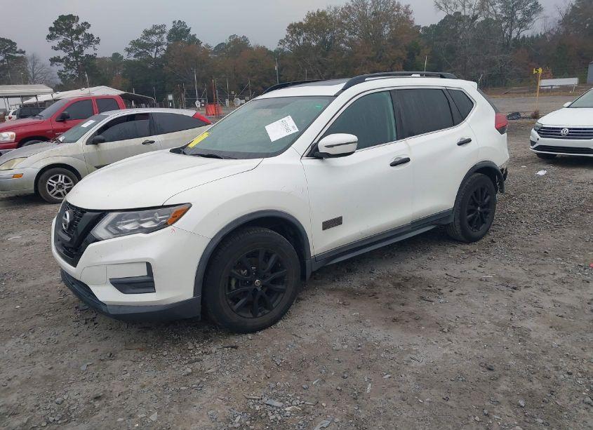 Photo 2 of 2017 Nissan Rogue SV (VIN 5N1AT2MT3HC758836)