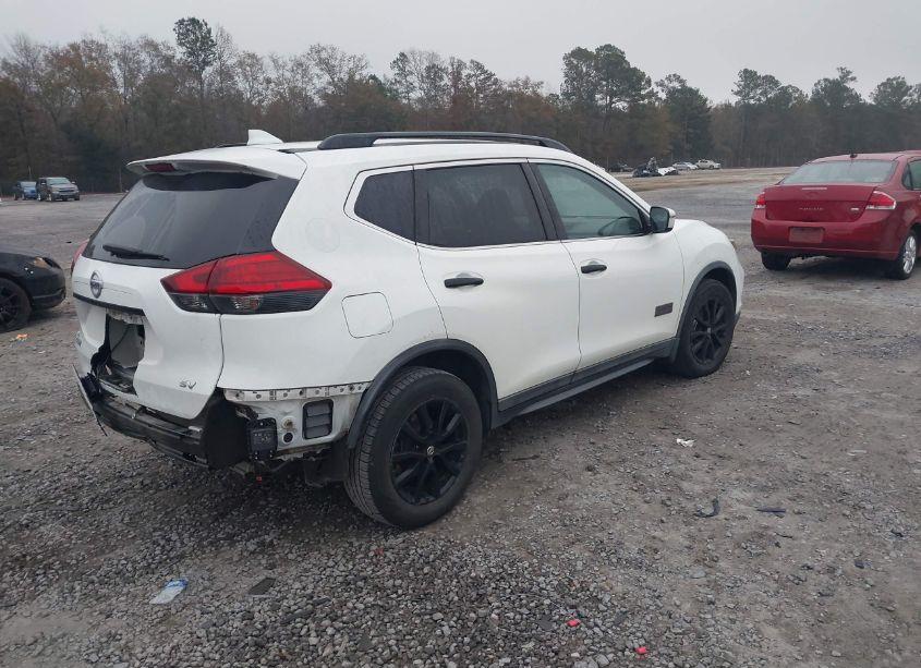 Photo 4 of 2017 Nissan Rogue SV (VIN 5N1AT2MT3HC758836)