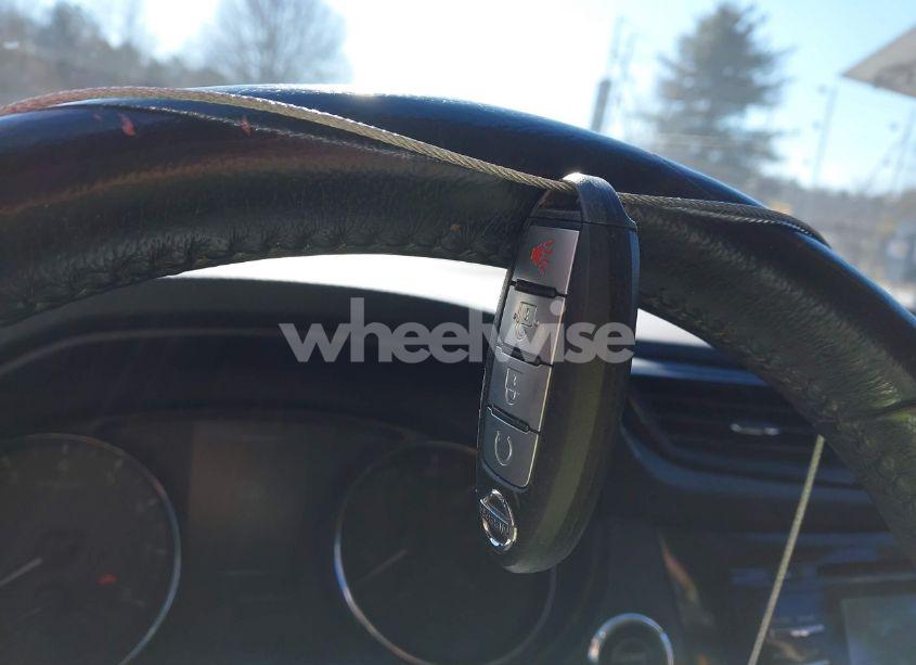 Photo 11 of 2017 Nissan Rogue SV (VIN 5N1AT2MT3HC878426)