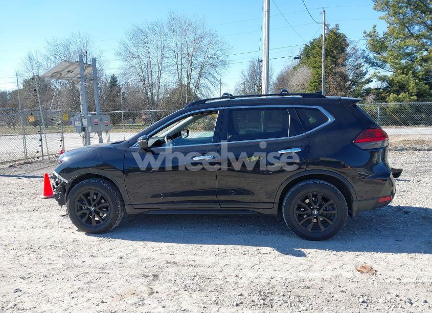 Photo 15 of 2017 Nissan Rogue SV (VIN 5N1AT2MT3HC878426)