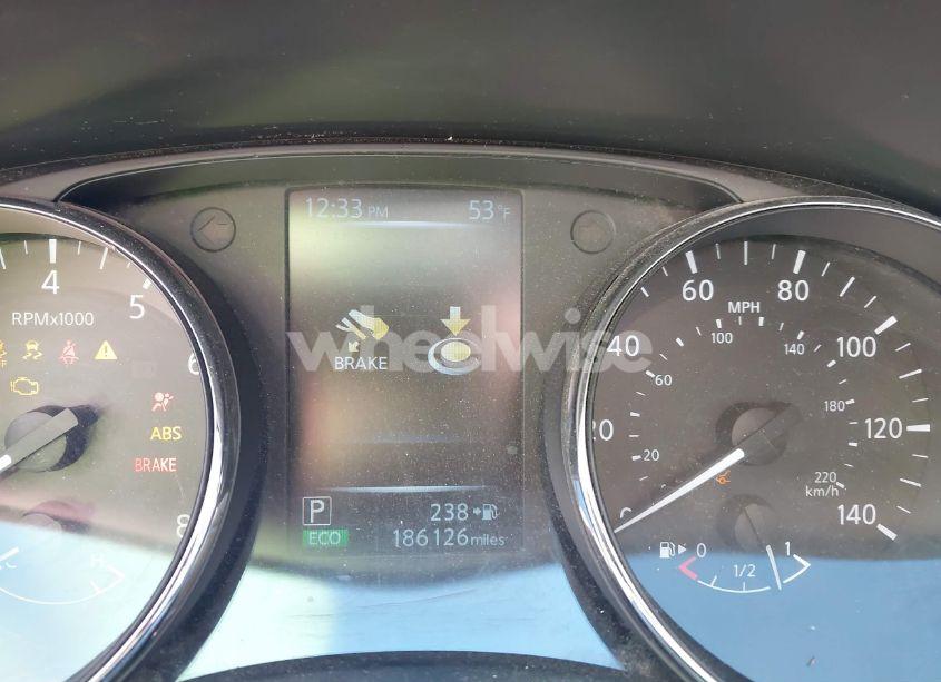 Photo 7 of 2017 Nissan Rogue SV (VIN 5N1AT2MT3HC878426)