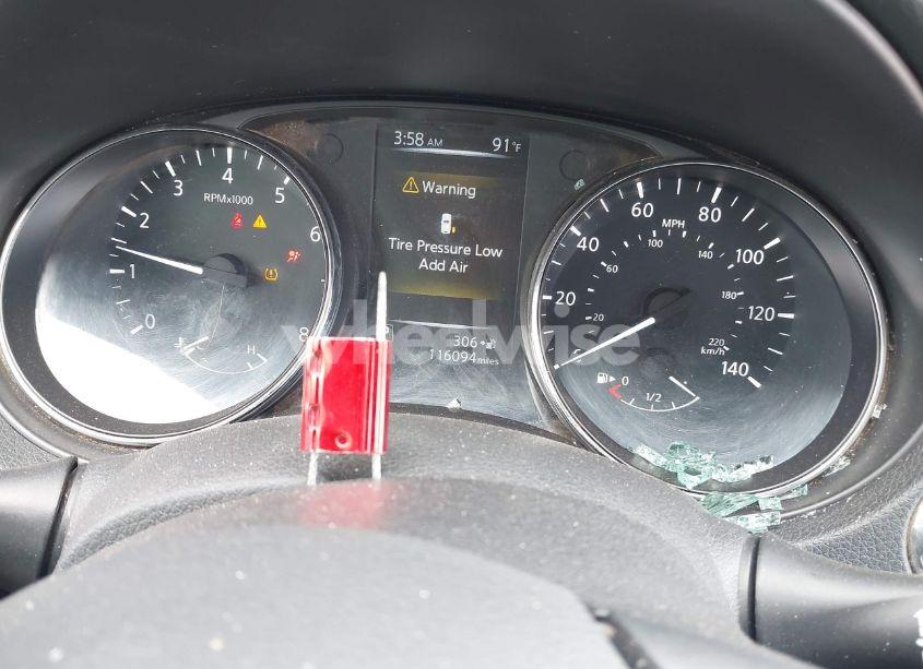 Photo 7 of 2017 Nissan Rogue SV (VIN 5N1AT2MT3HC879088)