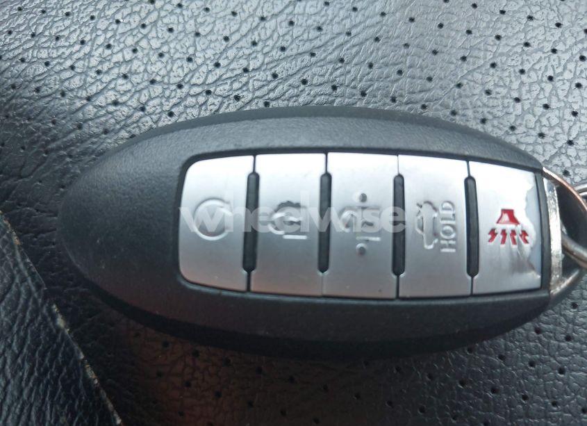 Photo 11 of 2017 Nissan Rogue SV (VIN 5N1AT2MT3HC880869)