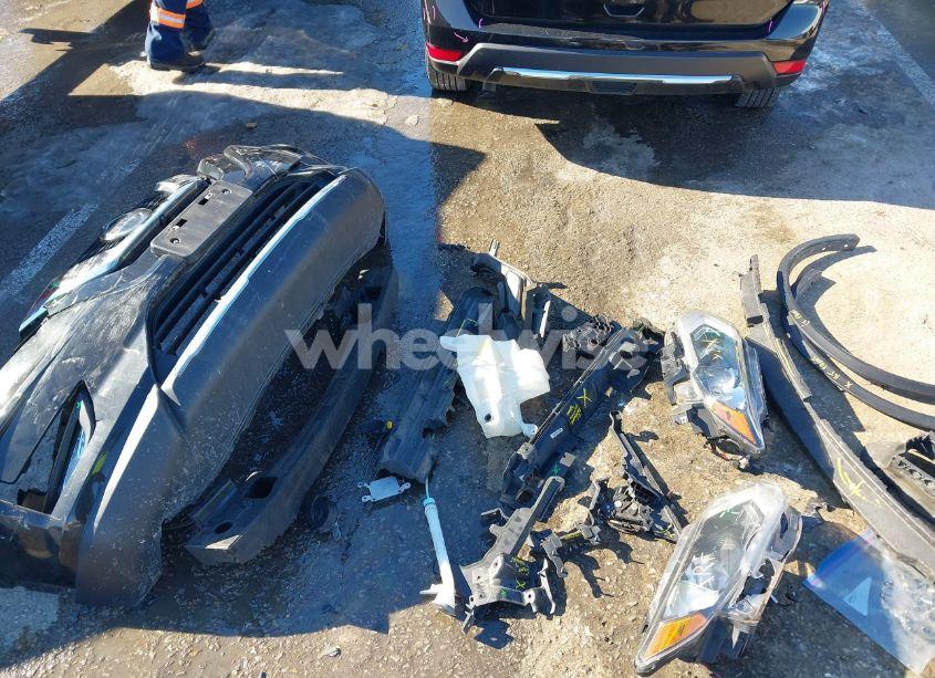 Photo 18 of 2018 Nissan Rogue SL (VIN 5N1AT2MT3JC751147)