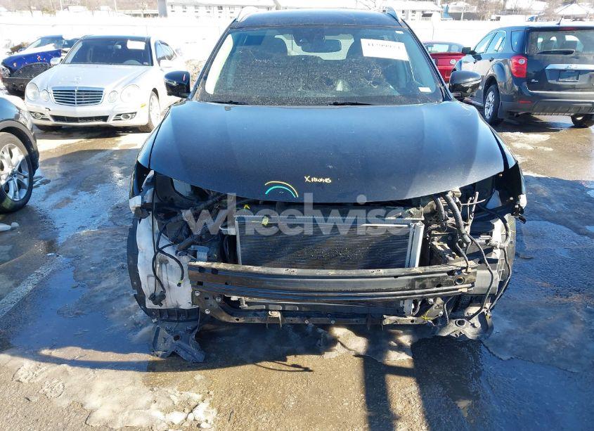 Photo 22 of 2018 Nissan Rogue SL (VIN 5N1AT2MT3JC751147)