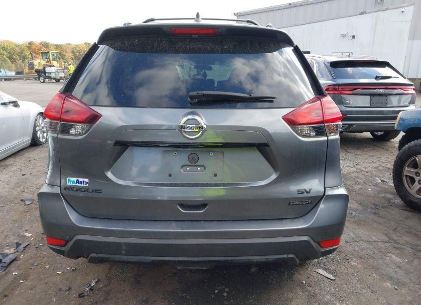 Photo 16 of 2018 Nissan Rogue SV (VIN 5N1AT2MT3JC765016)