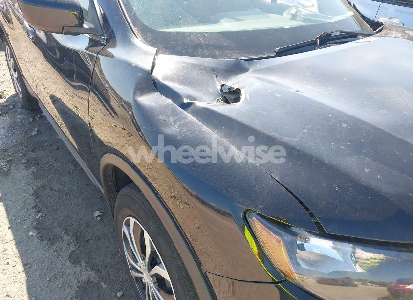 Photo 18 of 2018 Nissan Rogue S (VIN 5N1AT2MT3JC791132)