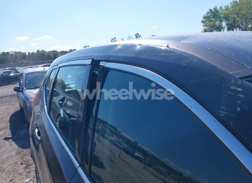 Photo 19 of 2018 Nissan Rogue S (VIN 5N1AT2MT3JC791132)