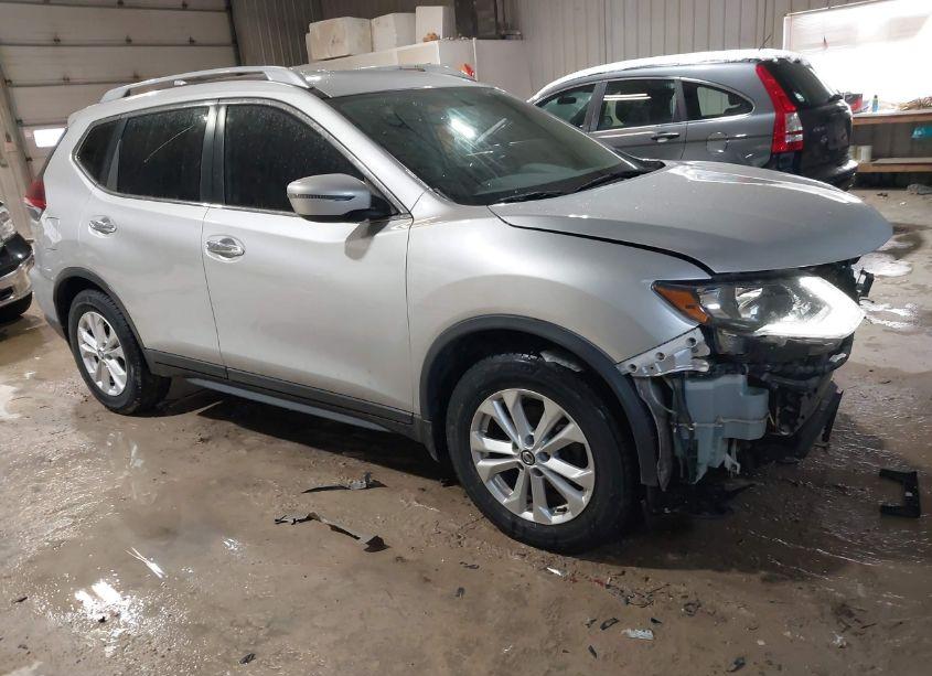 2018 Nissan Rogue S (VIN 5N1AT2MT3JC821861) main photo