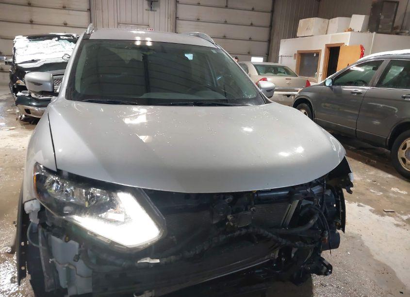 Photo 12 of 2018 Nissan Rogue S (VIN 5N1AT2MT3JC821861)