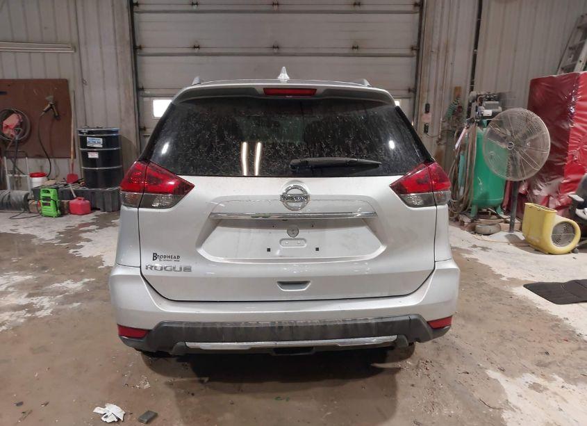 Photo 16 of 2018 Nissan Rogue S (VIN 5N1AT2MT3JC821861)