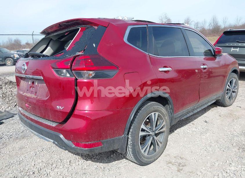 Photo 4 of 2019 Nissan Rogue SV (VIN 5N1AT2MT3KC709806)