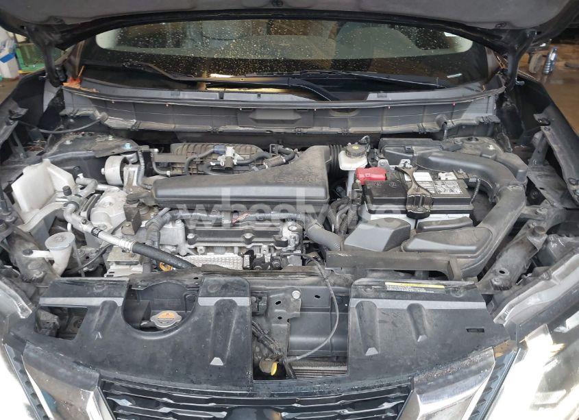 Photo 10 of 2019 Nissan Rogue SL (VIN 5N1AT2MT3KC760027)