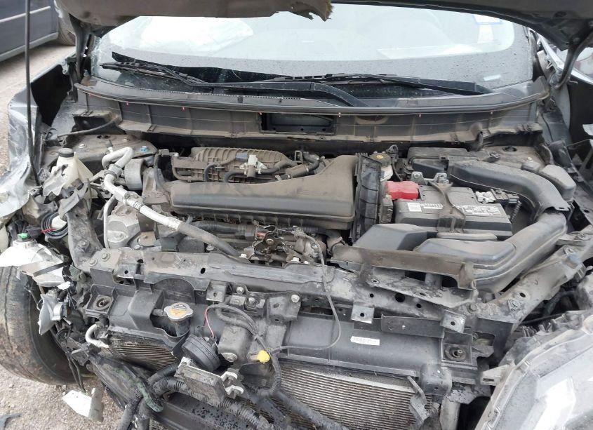 Photo 10 of 2019 Nissan Rogue SL (VIN 5N1AT2MT3KC778396)