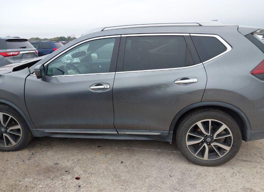 Photo 14 of 2019 Nissan Rogue SL (VIN 5N1AT2MT3KC778396)