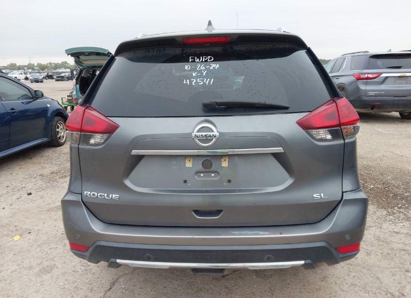 Photo 16 of 2019 Nissan Rogue SL (VIN 5N1AT2MT3KC778396)
