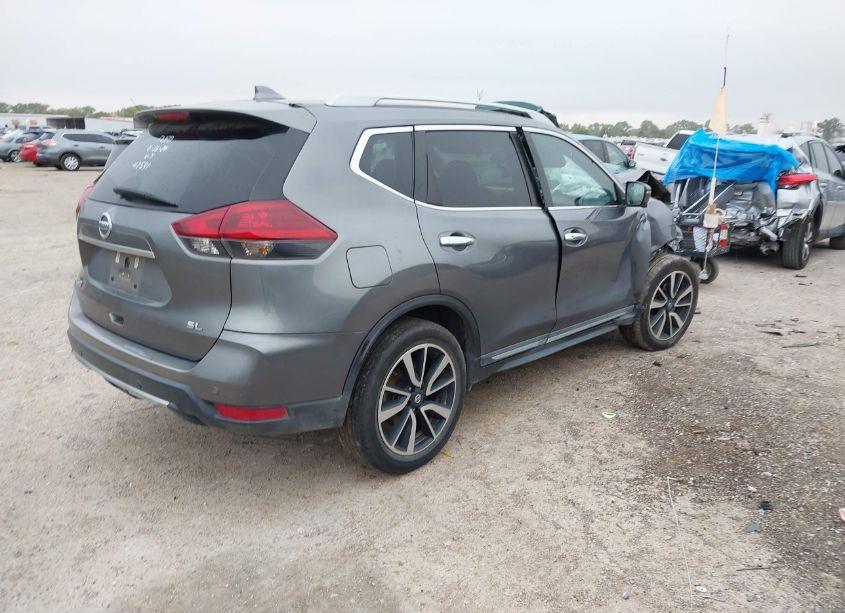 Photo 4 of 2019 Nissan Rogue SL (VIN 5N1AT2MT3KC778396)