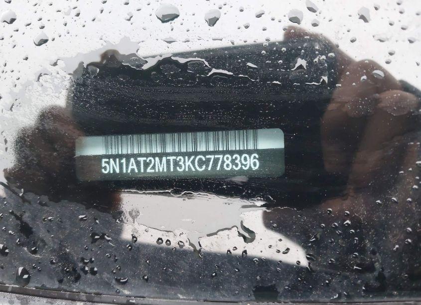 Photo 9 of 2019 Nissan Rogue SL (VIN 5N1AT2MT3KC778396)