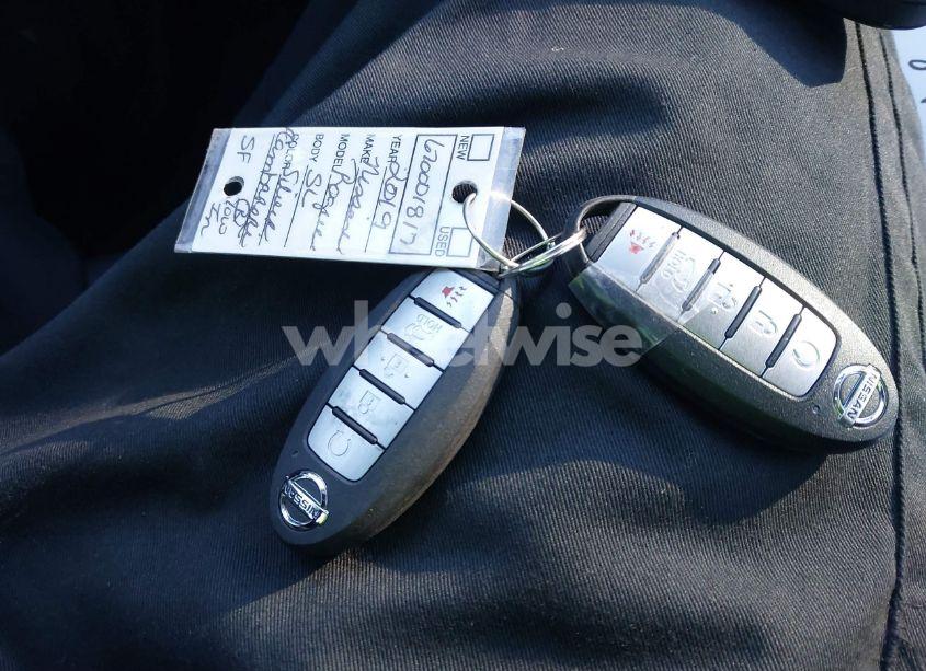 Photo 11 of 2019 Nissan Rogue SL (VIN 5N1AT2MT3KC783243)