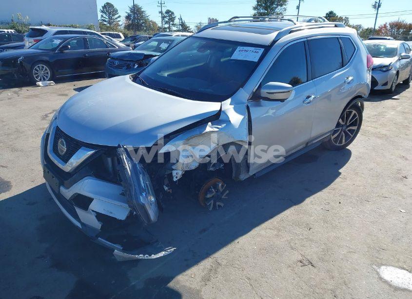 Photo 2 of 2019 Nissan Rogue SL (VIN 5N1AT2MT3KC783243)