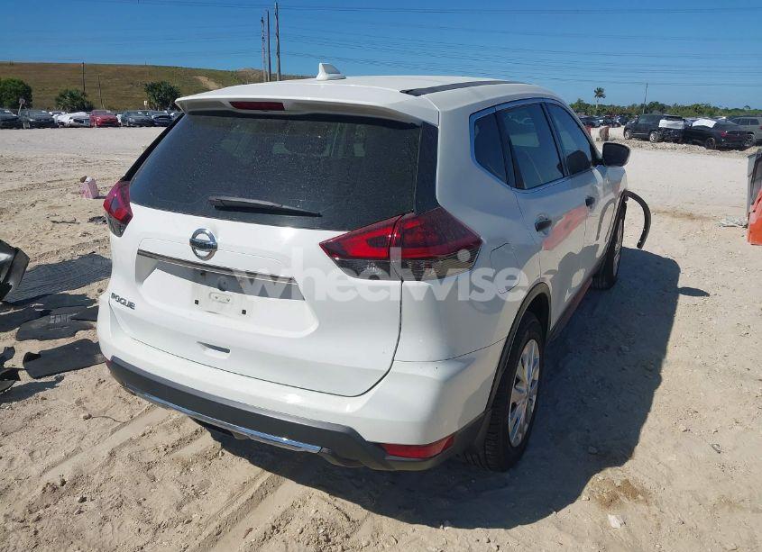 Photo 4 of 2019 Nissan Rogue S (VIN 5N1AT2MT3KC817486)