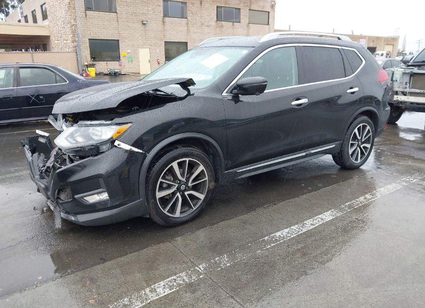 Photo 2 of 2020 Nissan Rogue SL FWD (VIN 5N1AT2MT3LC728521)